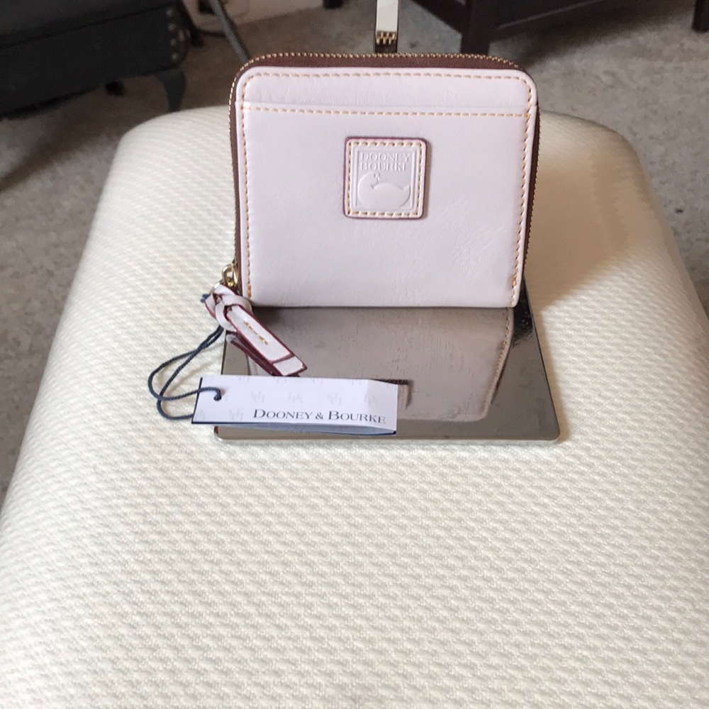 NWT Brand New Ecru Florentine Wallet Warranty Card